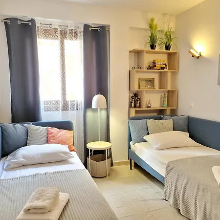 103 La Recoleta 公寓